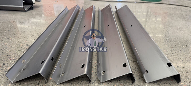 “High Speed Automatic CZ Purlin Roll Forming Machine Quick Change Size Steel Frame Making Machine”