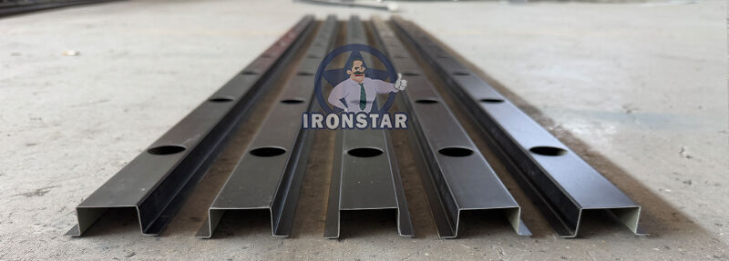 “2-in-1 Omega & U Channel Roll Former With Punching For American Building Punching Holes Omega U Profile 2 In 1 Roll Forming Machine ”